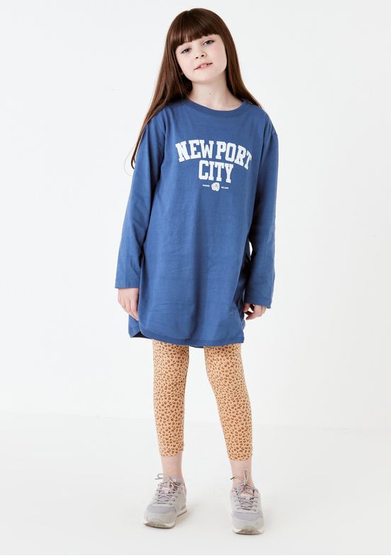 REMERA-LARGA