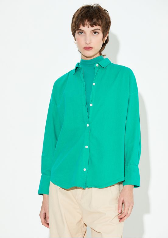 CAMISA-DE-GABARDINA