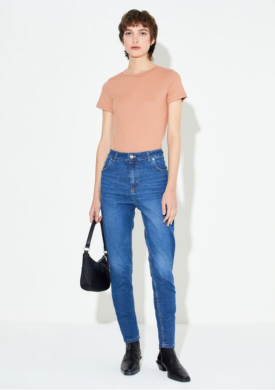 PANTALON-CHUPIN-TIRO-ALTO