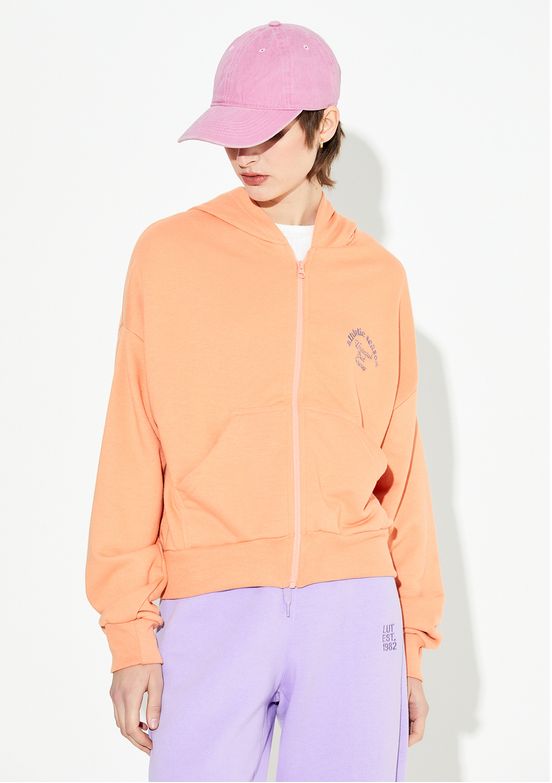 CAMPERA-CON-CAPUCHA