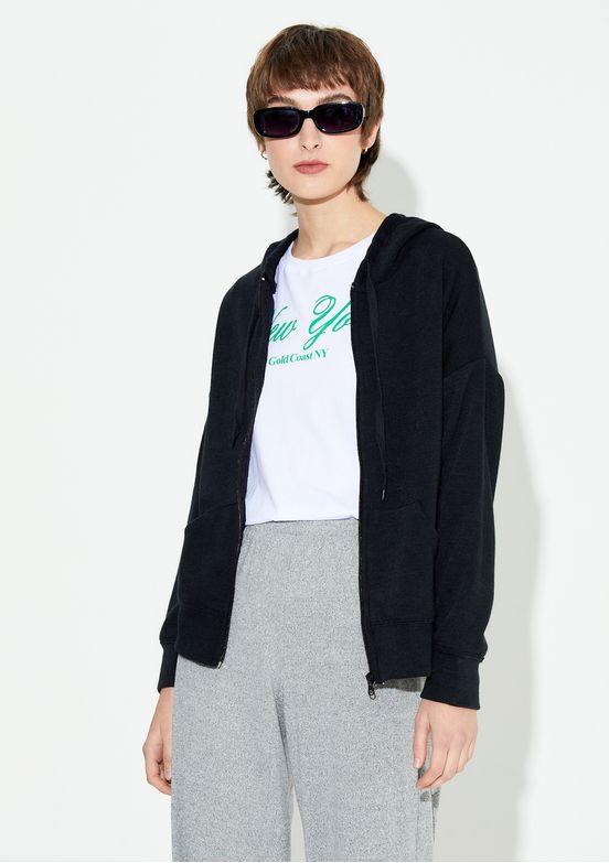 CAMPERA-CON-CAPUCHA